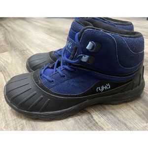 Ryka Boots Women's size 8.5 Mallory Waterproof Lace Up Duck Ankle Bootie